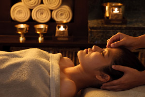 Royal-Orchid-Thai-Spa-Face-Massage
